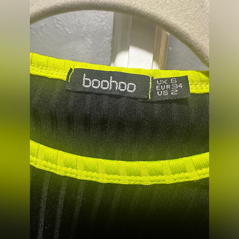 Boohoo Black and Neon Green Shirt - Picture 5 of 7